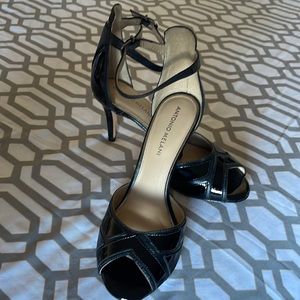 Antonio Melani size 8M